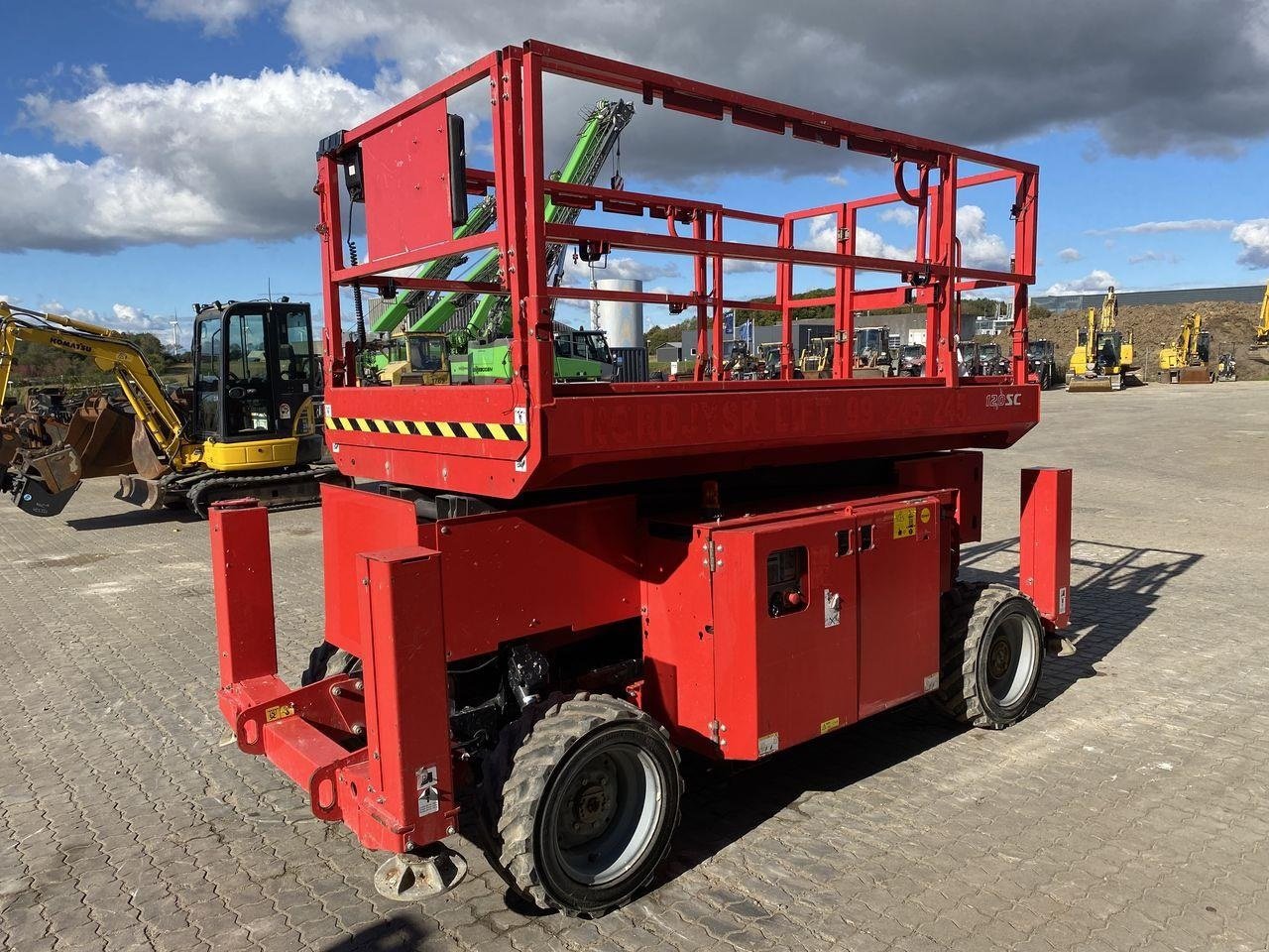 Scherenarbeitsbühne typu Manitou 120SC, Gebrauchtmaschine v Skive (Obrázok 4)