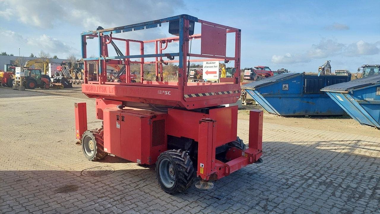 Scherenarbeitsbühne typu Manitou 120SC, Gebrauchtmaschine v Skive (Obrázek 4)