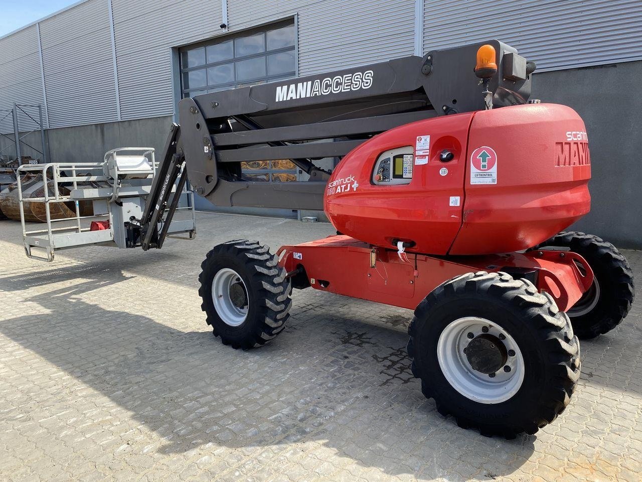 Scherenarbeitsbühne van het type Manitou 160ATJ+ RC, Gebrauchtmaschine in Skive (Foto 2)