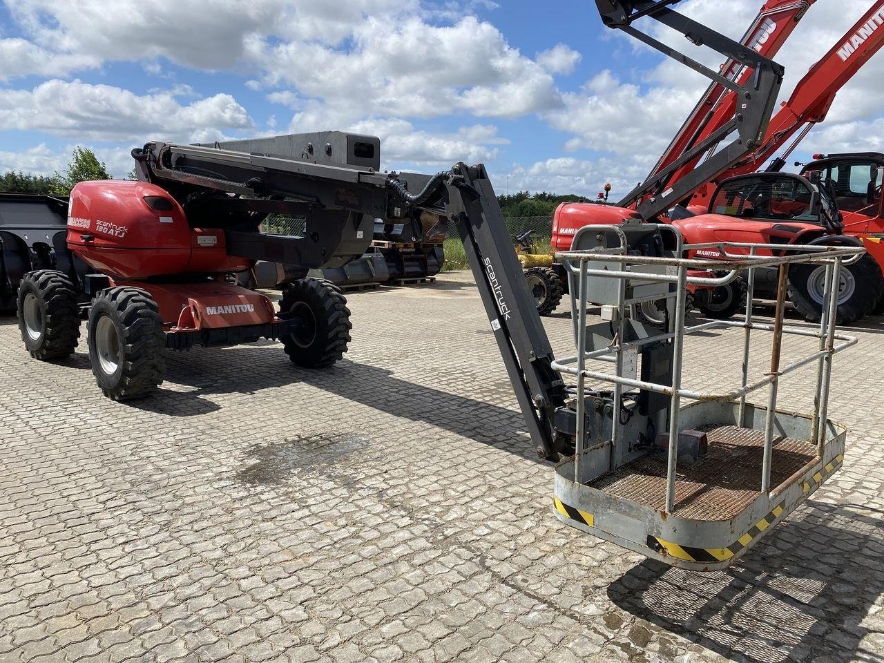 Scherenarbeitsbühne van het type Manitou 180ATJ RC, Gebrauchtmaschine in Skive (Foto 5)