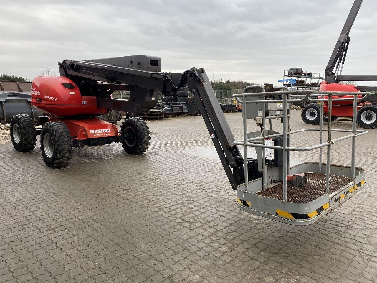 Scherenarbeitsbühne del tipo Manitou 180ATJ RC, Gebrauchtmaschine In Skive (Immagine 5)