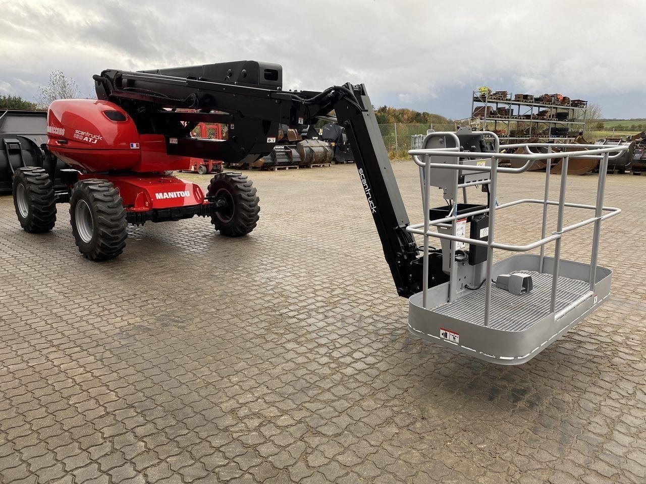 Scherenarbeitsbühne van het type Manitou 180ATJ RC, Gebrauchtmaschine in Skive (Foto 5)