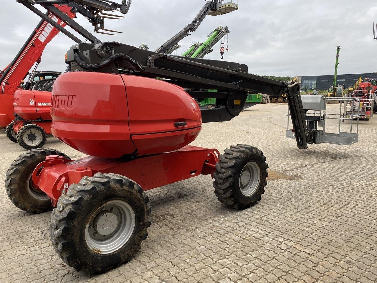 Scherenarbeitsbühne van het type Manitou 180ATJ, Gebrauchtmaschine in Skive (Foto 4)