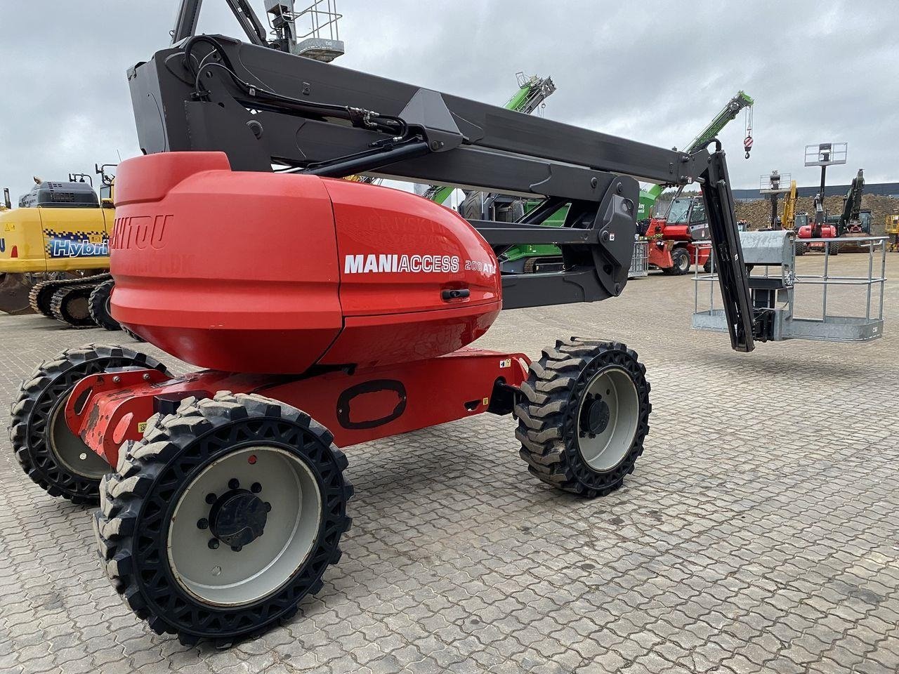 Scherenarbeitsbühne van het type Manitou 200ATJ RC, Gebrauchtmaschine in Skive (Foto 4)