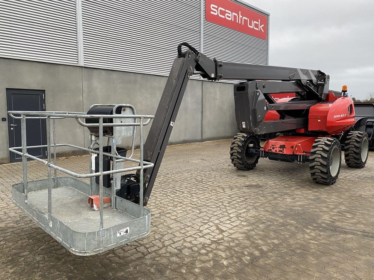 Scherenarbeitsbühne van het type Manitou 200ATJ RC, Gebrauchtmaschine in Skive (Foto 1)