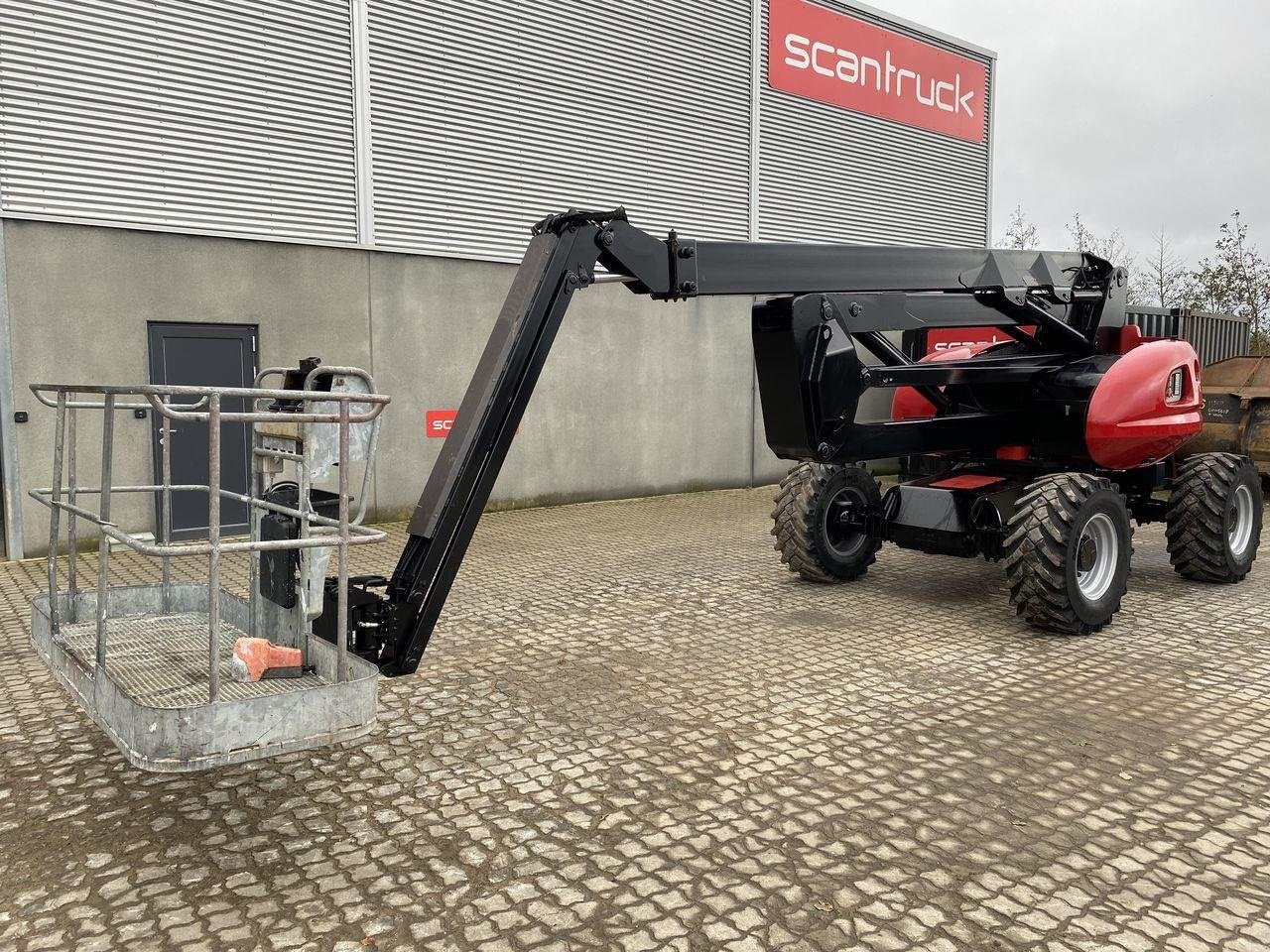 Scherenarbeitsbühne van het type Manitou 200ATJ RC, Gebrauchtmaschine in Skive (Foto 1)