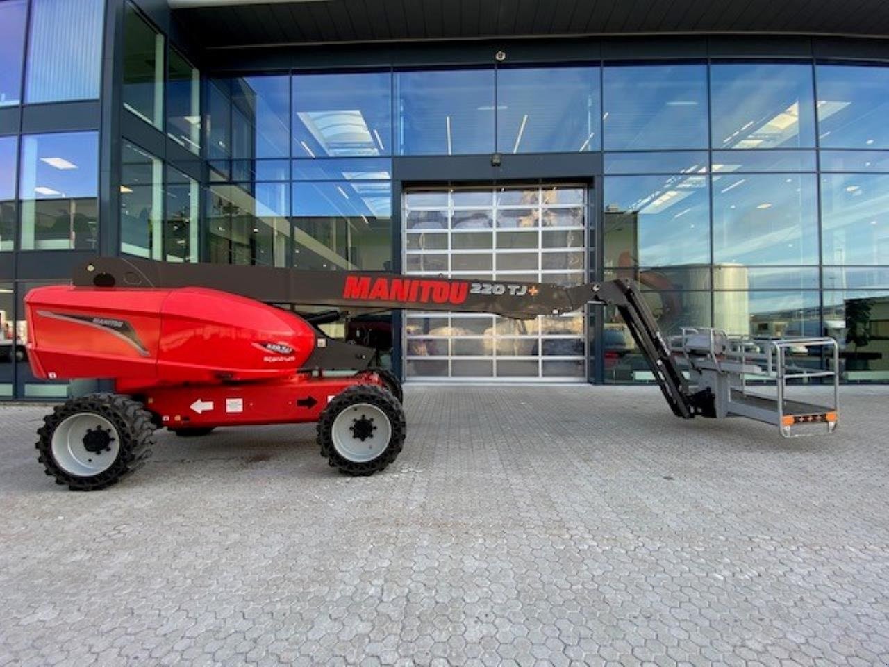 Scherenarbeitsbühne typu Manitou 200TJ+, Gebrauchtmaschine v Skive (Obrázok 3)