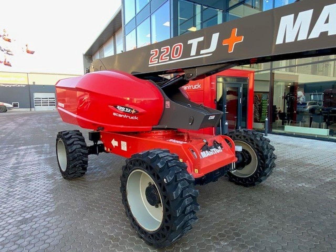 Scherenarbeitsbühne типа Manitou 200TJ+, Gebrauchtmaschine в Skive (Фотография 4)