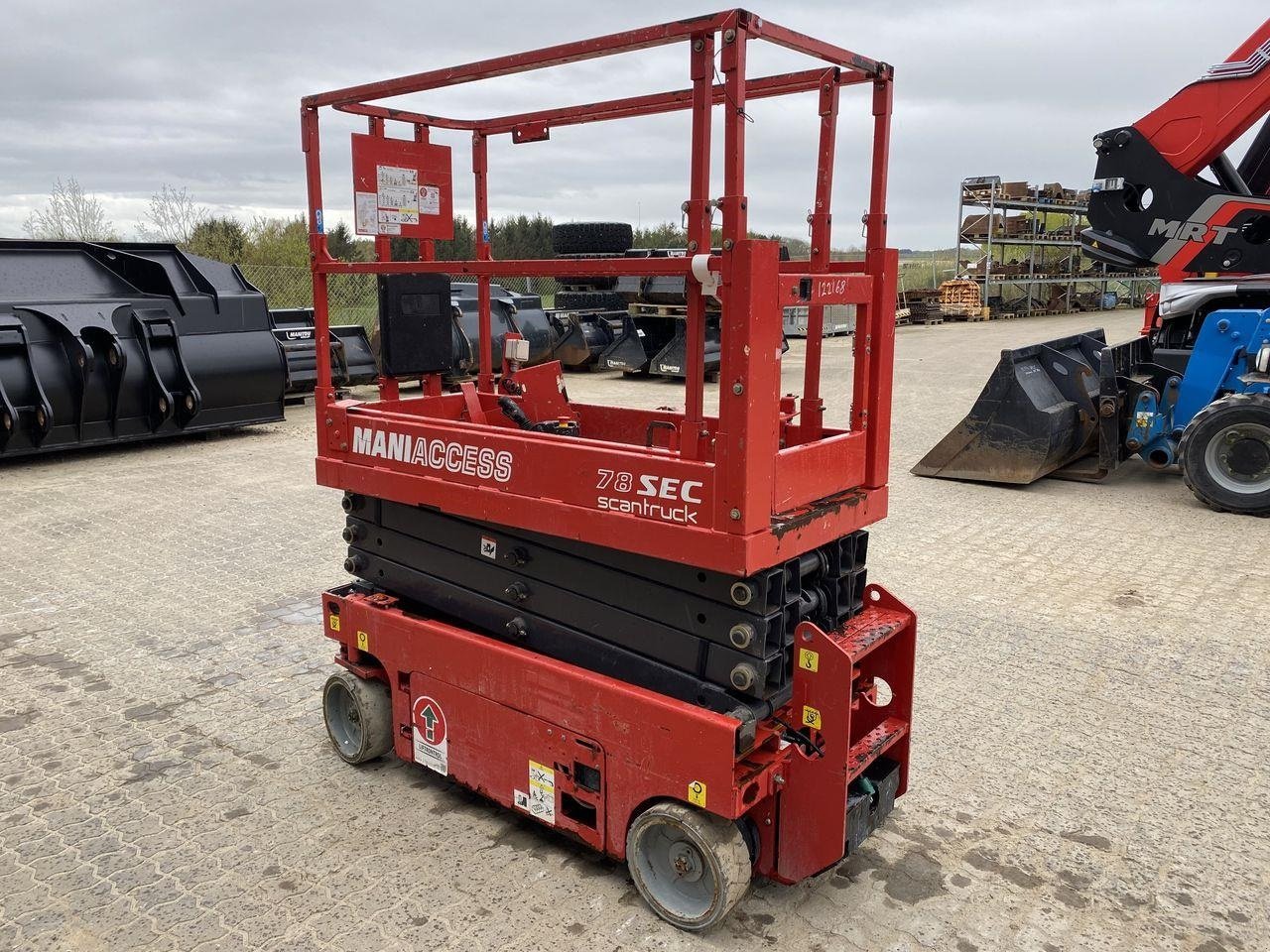 Scherenarbeitsbühne van het type Manitou 78SEC, Gebrauchtmaschine in Skive (Foto 5)