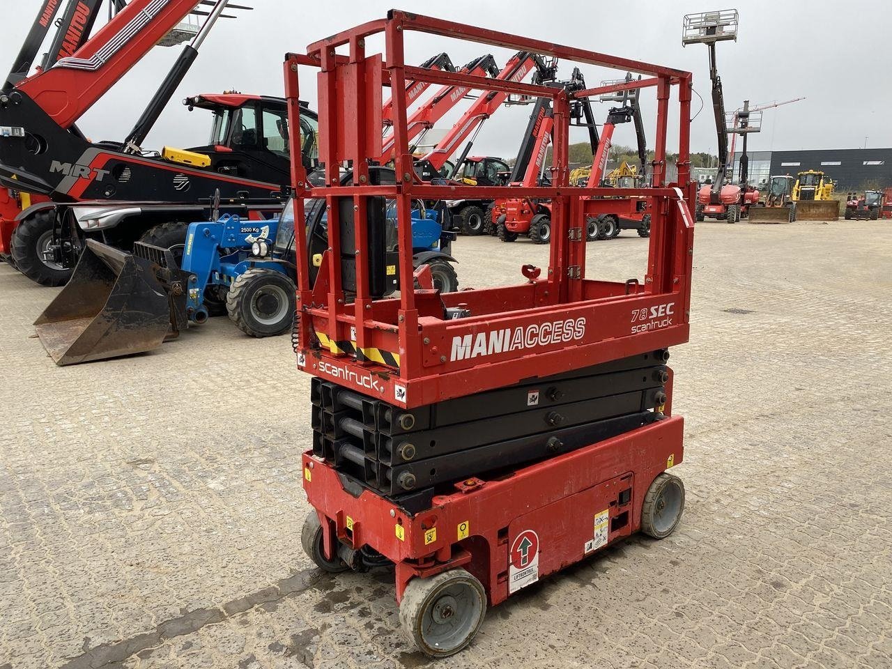 Scherenarbeitsbühne van het type Manitou 78SEC, Gebrauchtmaschine in Skive (Foto 4)