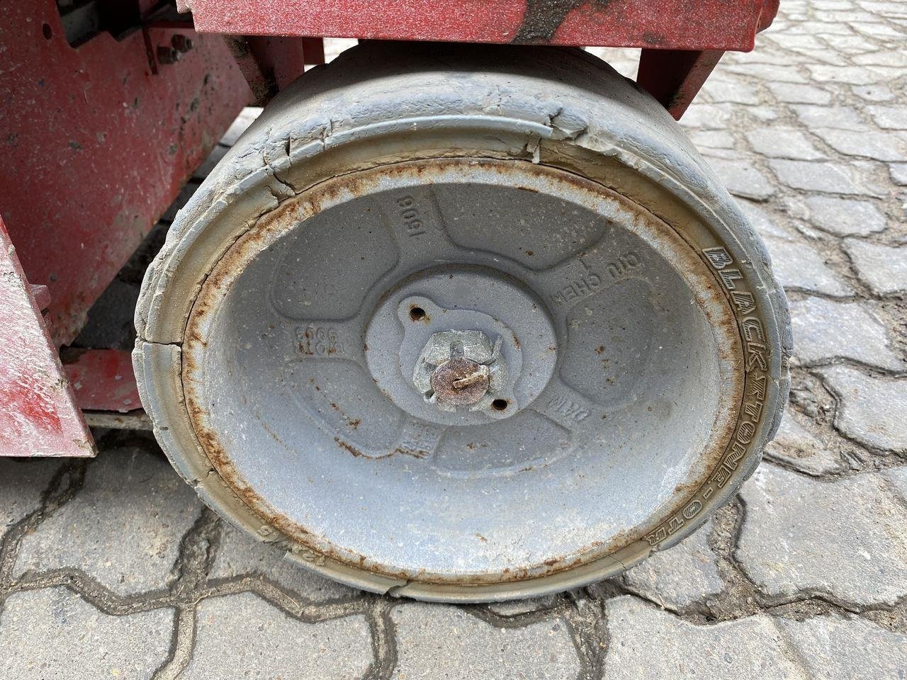 Scherenarbeitsbühne du type Manitou 78SEC, Gebrauchtmaschine en Skive (Photo 6)