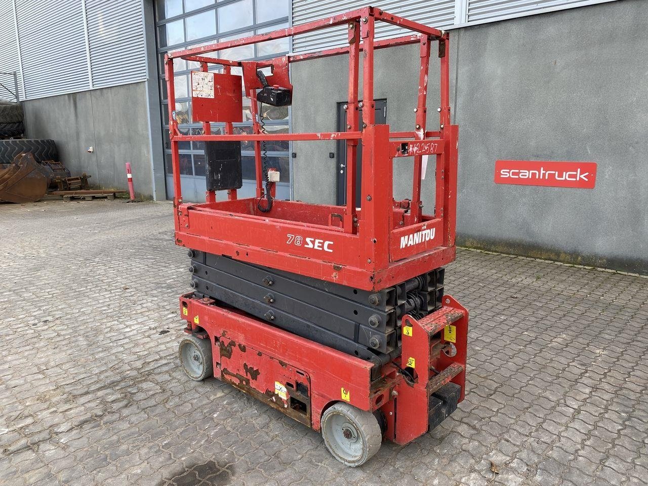 Scherenarbeitsbühne van het type Manitou 78SEC, Gebrauchtmaschine in Skive (Foto 2)