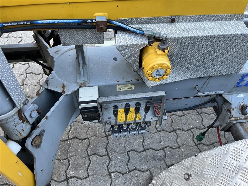 Scherenarbeitsbühne typu Omme mini 12 EBJ trailer lift, Gebrauchtmaschine w Rønnede (Zdjęcie 8)