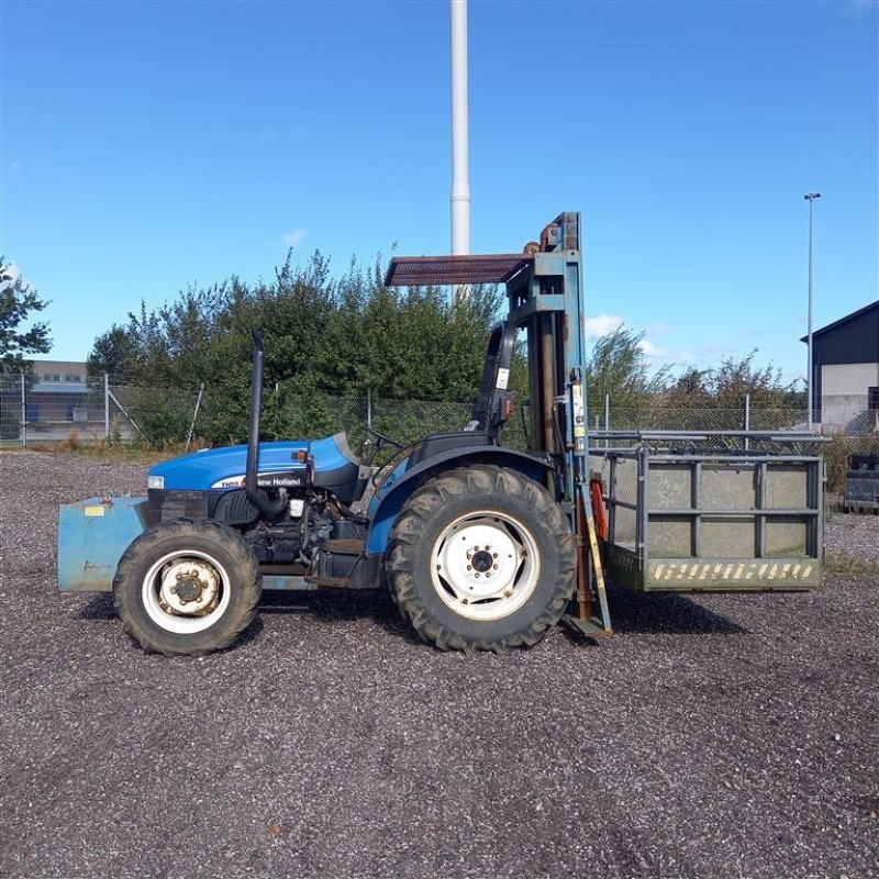 Scherenarbeitsbühne tip Sonstige New Holland TN55 med byggelift., Gebrauchtmaschine in Faaborg (Poză 1)