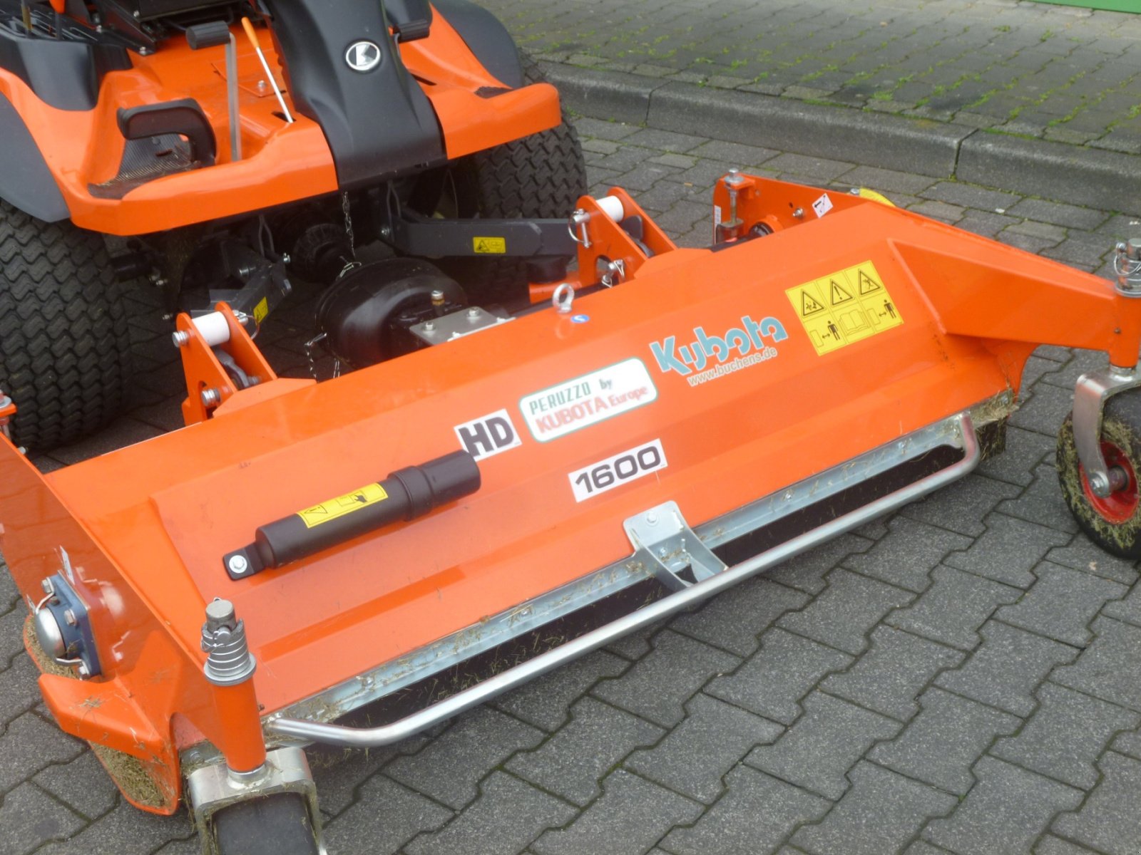 Schlegelmäher of the type Kubota HD1600 F3890-F3090-F251-F3680, Neumaschine in Olpe (Picture 6)