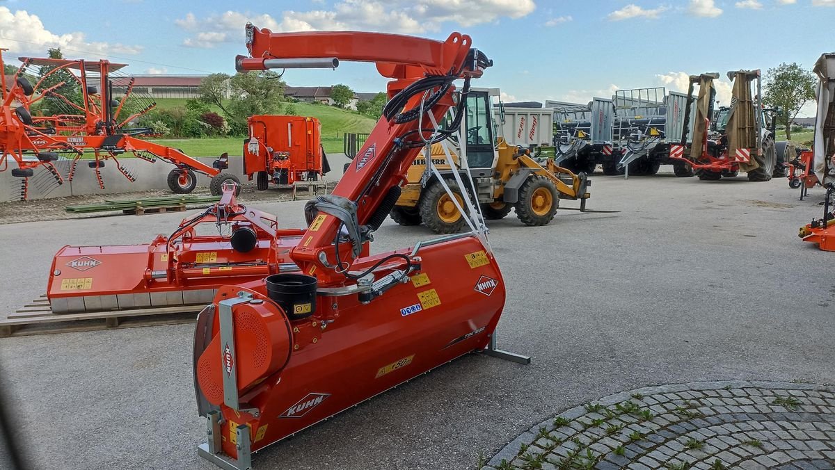 Schlegelmäher del tipo Kuhn TBE 222, Neumaschine en Grünbach (Imagen 4)