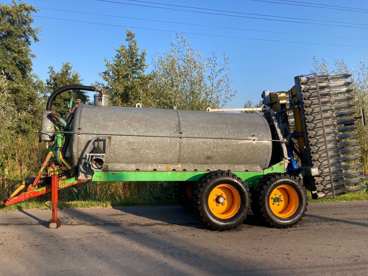 Schleudertankwagen Türe ait Cebeco vacuumtank met bemester, Gebrauchtmaschine içinde Stolwijk (resim 1)