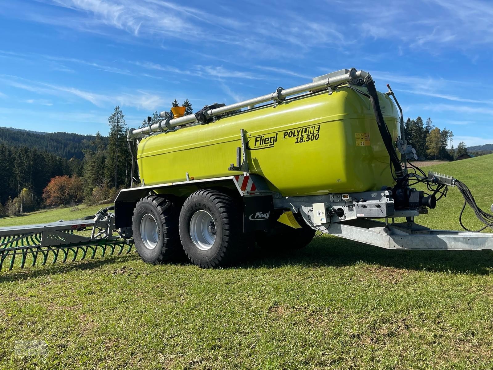 Schleudertankwagen del tipo Fliegl HFW 28500, Gebrauchtmaschine In Bad Leonfelden (Immagine 9)