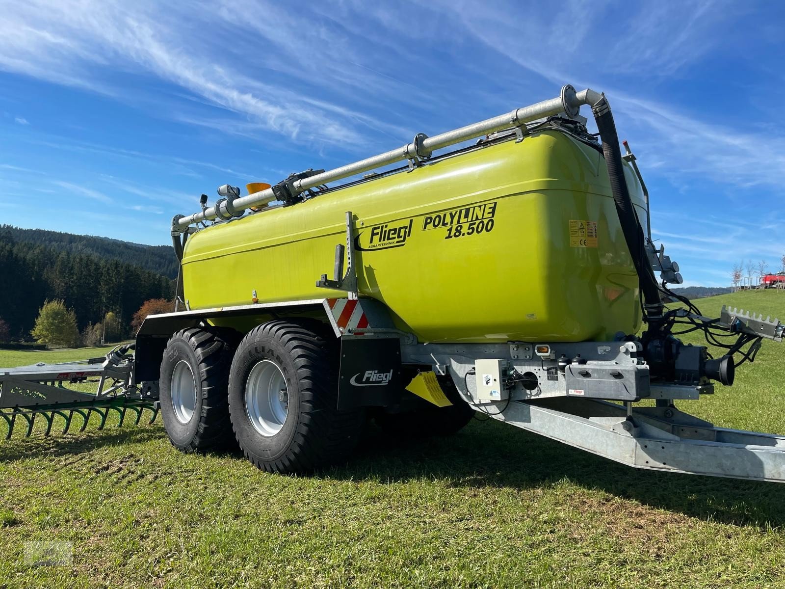 Schleudertankwagen tipa Fliegl HFW 28500, Gebrauchtmaschine u Bad Leonfelden (Slika 1)