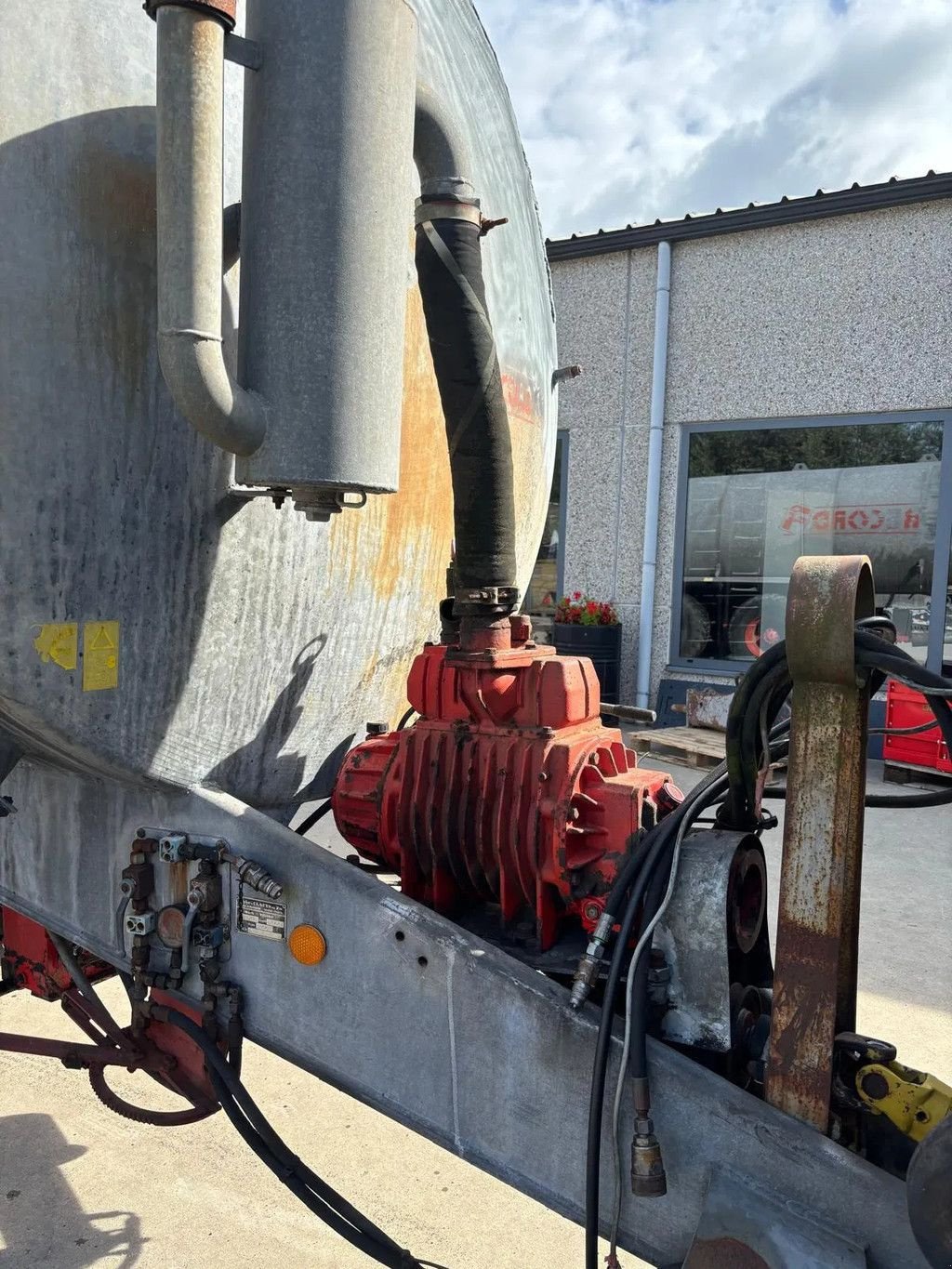 Schleudertankwagen Türe ait Record V1200, Gebrauchtmaschine içinde Wevelgem (resim 7)