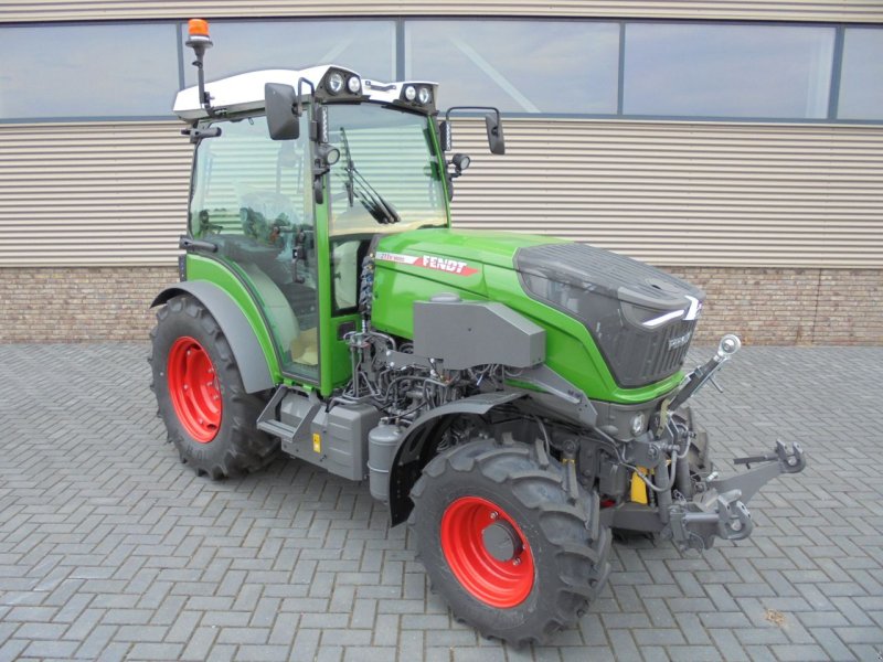 Schmalspurtraktor tipa Fendt 211va vario gen3 209-210, Neumaschine u Houten (Slika 1)