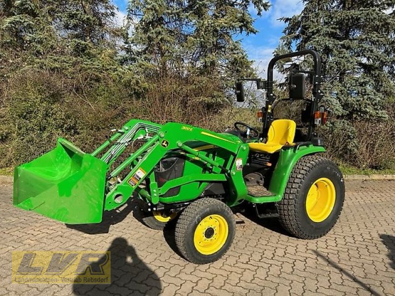 Schmalspurtraktor Türe ait John Deere 3038E mit Frontlader und Schaufel, Vorführmaschine içinde Steinau-Rebsdorf (resim 1)