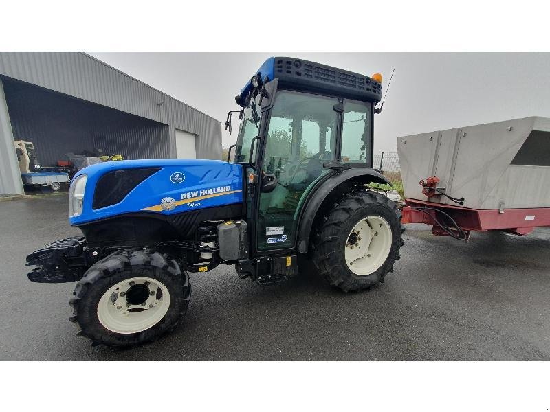 Schmalspurtraktor του τύπου New Holland T4-90V, Gebrauchtmaschine σε ANTIGNY (Φωτογραφία 1)