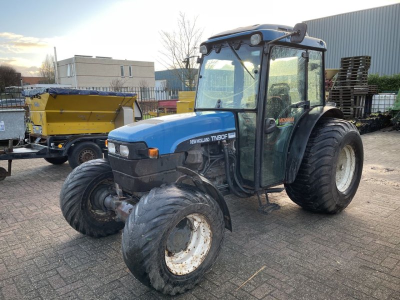 Schmalspurtraktor of the type New Holland TN90F, Gebrauchtmaschine in Tweede Exloermond (Picture 1)