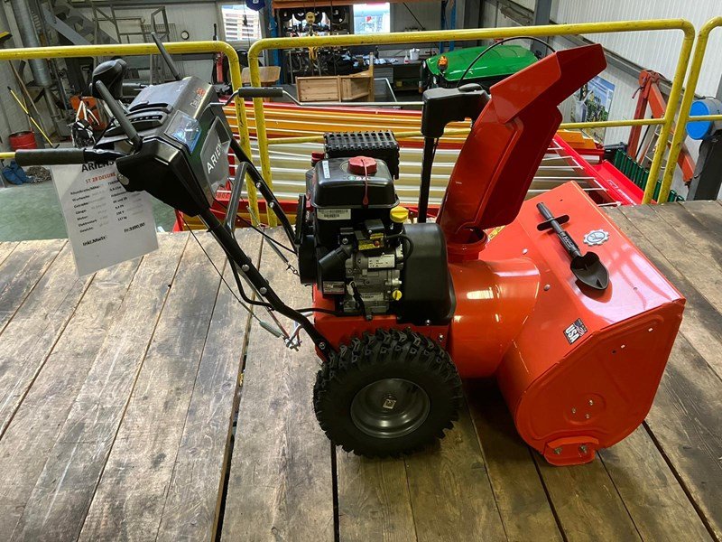 Schneefräse del tipo Ariens ST 28 Deluxe, Vorführmaschine en Landquart (Imagen 3)