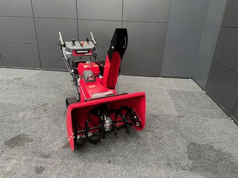 Schneefräse Türe ait Honda Schneefräse HSS1380ATD Raupenantrieb 81cm 11,8PS, Neumaschine içinde Tamsweg (resim 15)