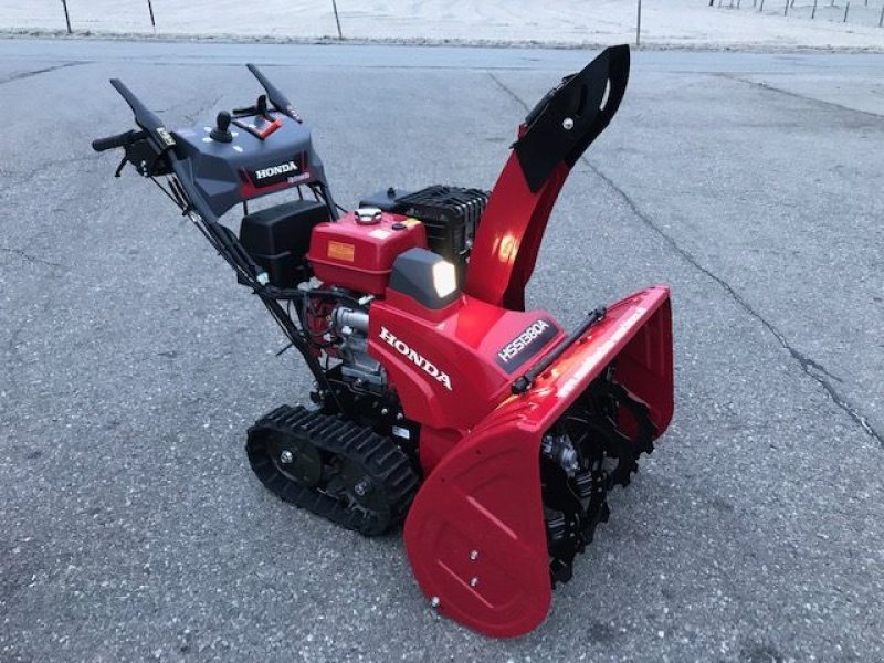 Schneefräse tip Honda Schneefräse HSS1380ATD Raupenantrieb 81cm 11,8PS, Neumaschine in Tamsweg (Poză 2)