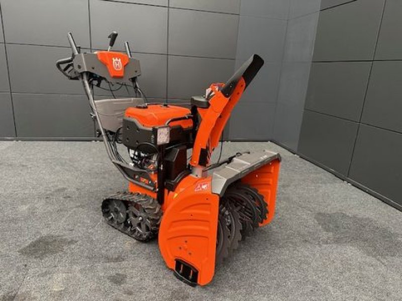 Schneefräse от тип Husqvarna Schneefräse ST430T Raupenantrieb 12,5PS, Neumaschine в Tamsweg (Снимка 1)