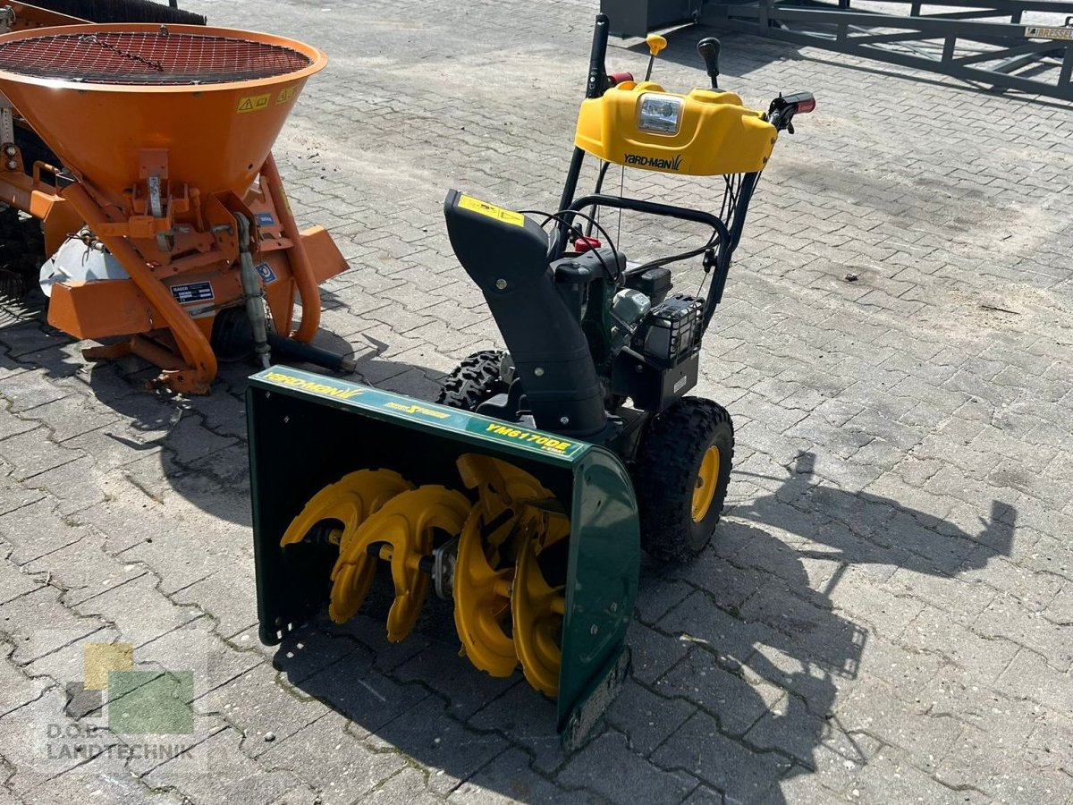 Schneefräse of the type Yard-Man YM6170DE, Gebrauchtmaschine in Regensburg (Picture 1)