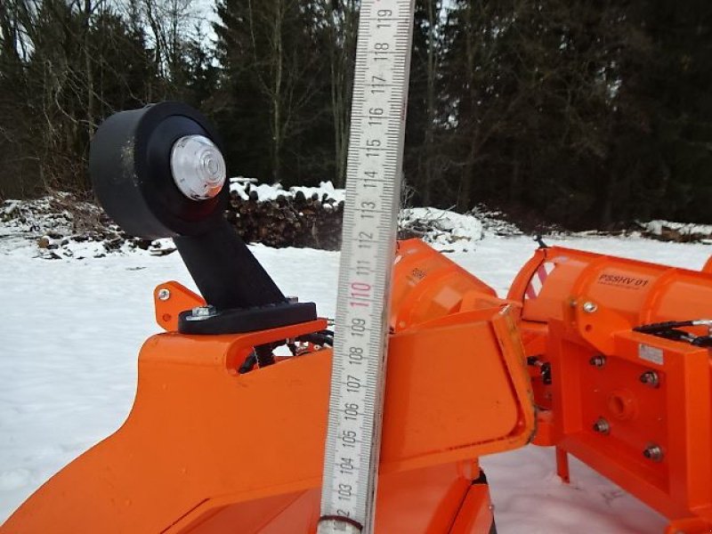 Schneepflug des Typs Agro M Varioschneepflug schwere Ausführung - Profi Line 3,15 Meter -, Neumaschine in Neureichenau (Bild 23)