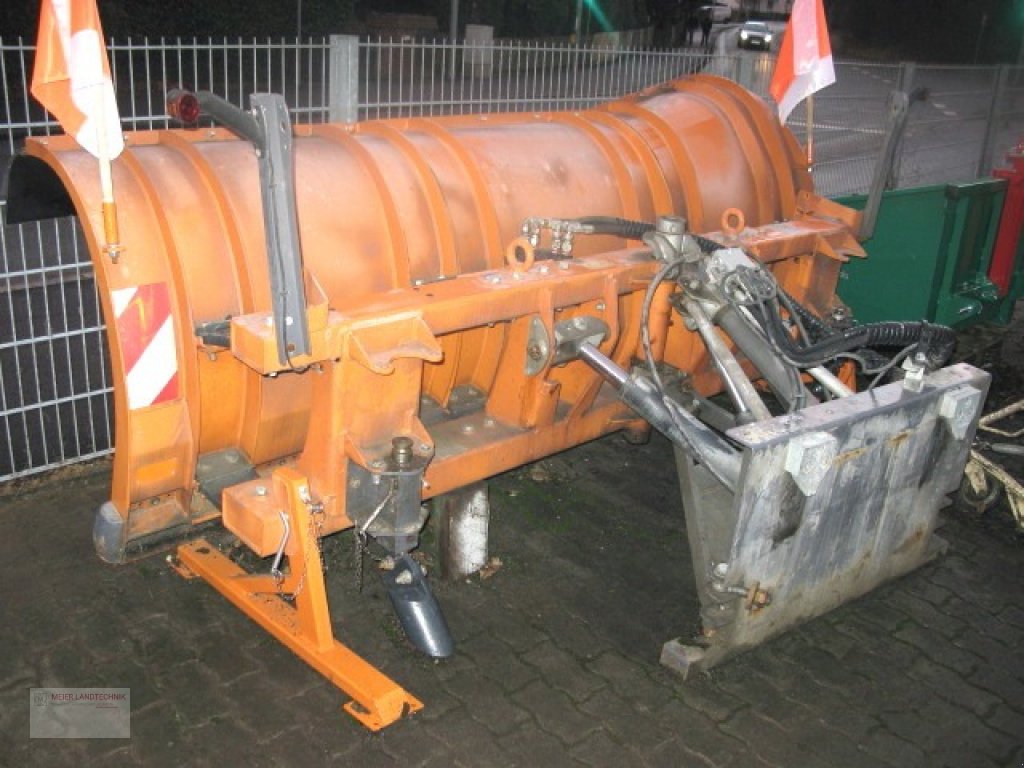 Schneepflug van het type Bucher Ramox 300 NGR, Gebrauchtmaschine in Eckental (Foto 1)