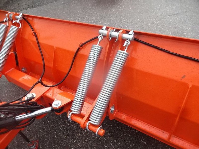 Schneepflug del tipo H-L-M Schneeschild Hydraulisch - Anbau Kat - Kommunal -an Kuppeldreieck - Mit Anfahrsicherung, Neumaschine In Neureichenau (Immagine 17)