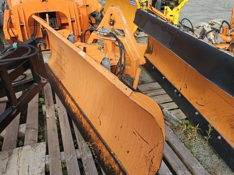 Schneepflug des Typs Hauer Schneepflug Hs2600, Gebrauchtmaschine in Ried im Oberinntal (Bild 1)