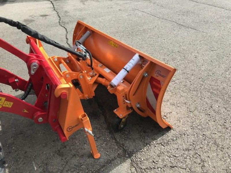 Schneepflug van het type Hauer Schneeschild DRS-M 1500 Euroaufnahme, Neumaschine in Tamsweg (Foto 5)