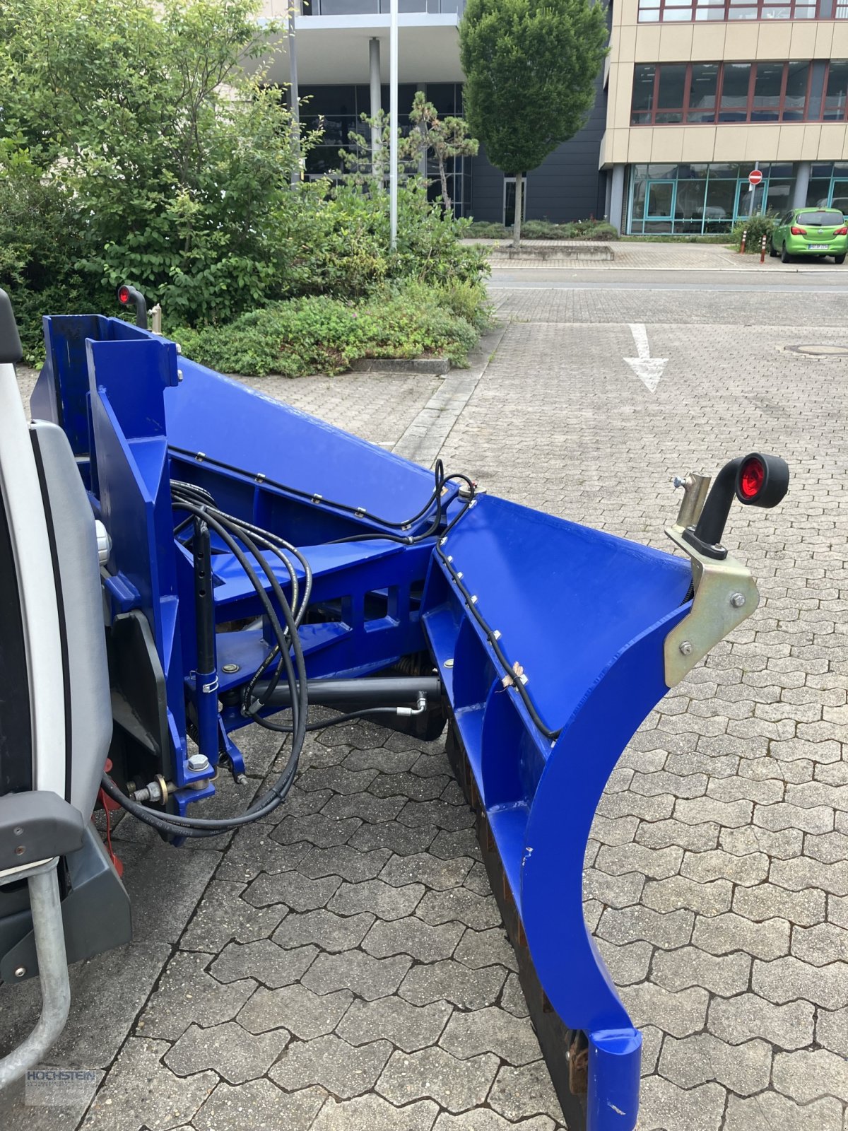 Schneepflug des Typs Hummel LF-D 2700mm, Gebrauchtmaschine in Heidelberg - Rohrbach Süd (Bild 2)