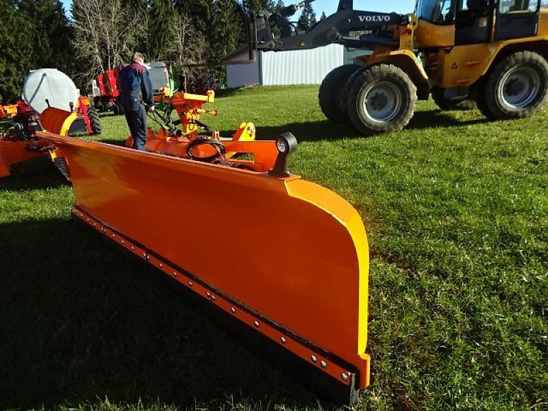 Schneepflug van het type M&H 3,3 Meter- NEU- SP-330 - Schneeschild- Schneepflug - Schwere Ausführung- hydraulisch schwenkbar, Neumaschine in Neureichenau (Foto 3)