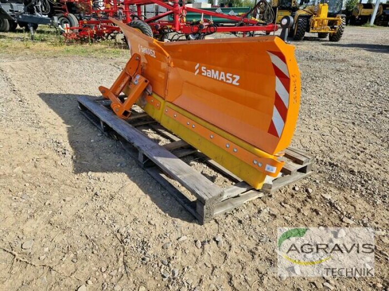 Schneepflug van het type Saphir PSV271P, Gebrauchtmaschine in Grimma (Foto 1)