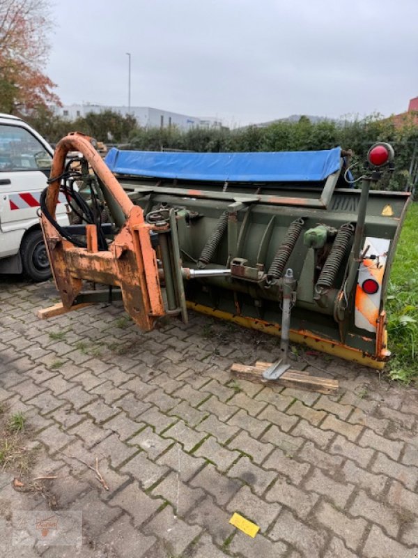 Schneepflug des Typs Schmidt CP3, Gebrauchtmaschine in Remchingen (Bild 2)