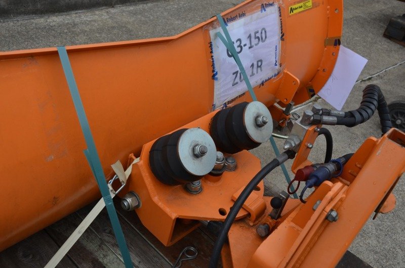 Schneepflug des Typs Sonstige G3-150-2, Gebrauchtmaschine in Regensdorf (Bild 3)