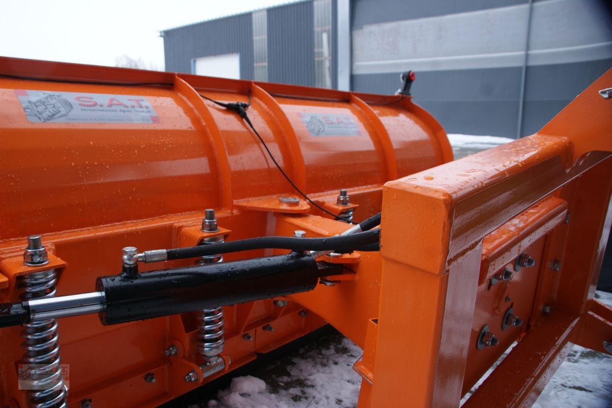 Schneepflug typu Sonstige Schneeschild mit Ausklinkung - NEUES Modell, Neumaschine v Eberschwang (Obrázok 4)