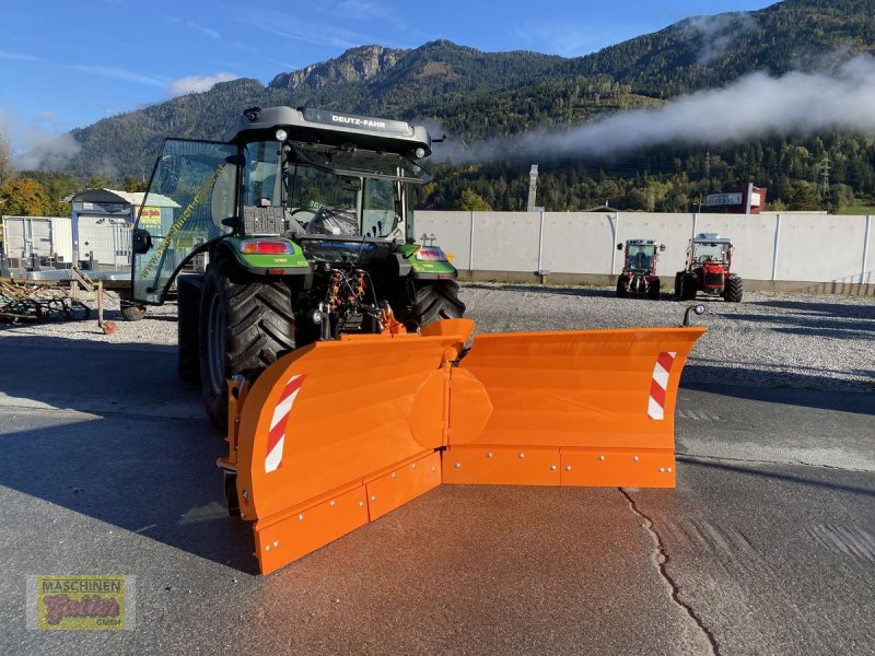 Schneepflug des Typs Sonstige Vario-Schneepflug Strong 300, Neumaschine in Kötschach (Bild 1)