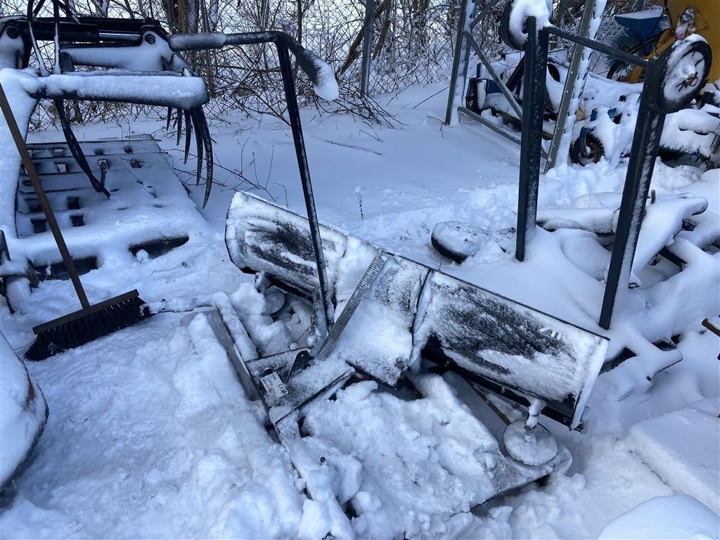 Schneepflug van het type Stiga Park 120 cm med Gummiskær, Gebrauchtmaschine in Roskilde (Foto 3)