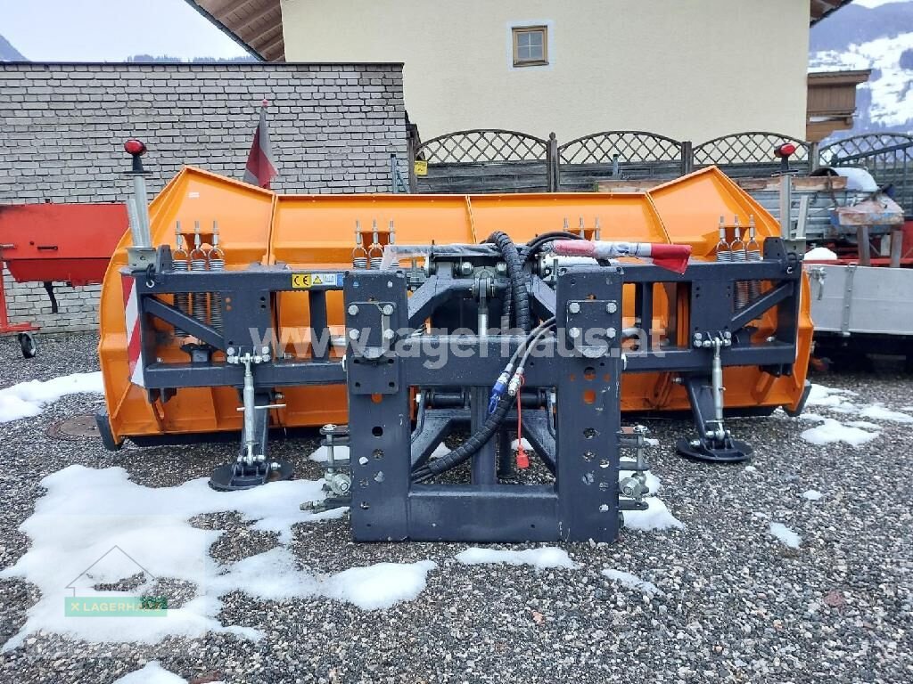 Schneepflug des Typs Wintec K IV 320, Gebrauchtmaschine in Schlitters (Bild 1)