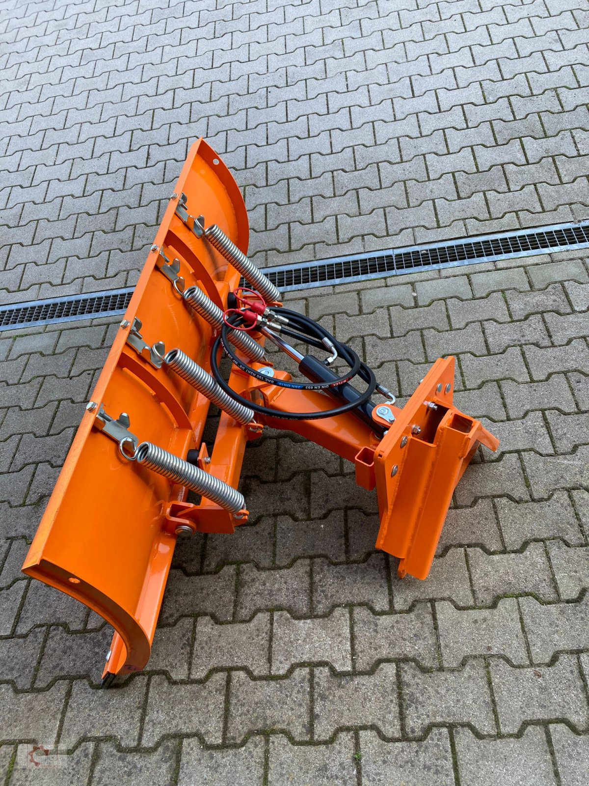 Schneeräumschild tipa MS Mini 150 cm KAT Kommunalaufnahme Hydraulische Schwenkung, Neumaschine u Tiefenbach (Slika 1)