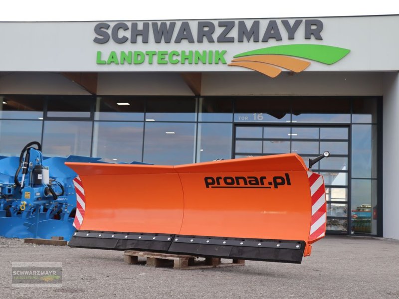 Schneeräumschild des Typs PRONAR PU-3300 3P, Neumaschine in Gampern (Bild 1)