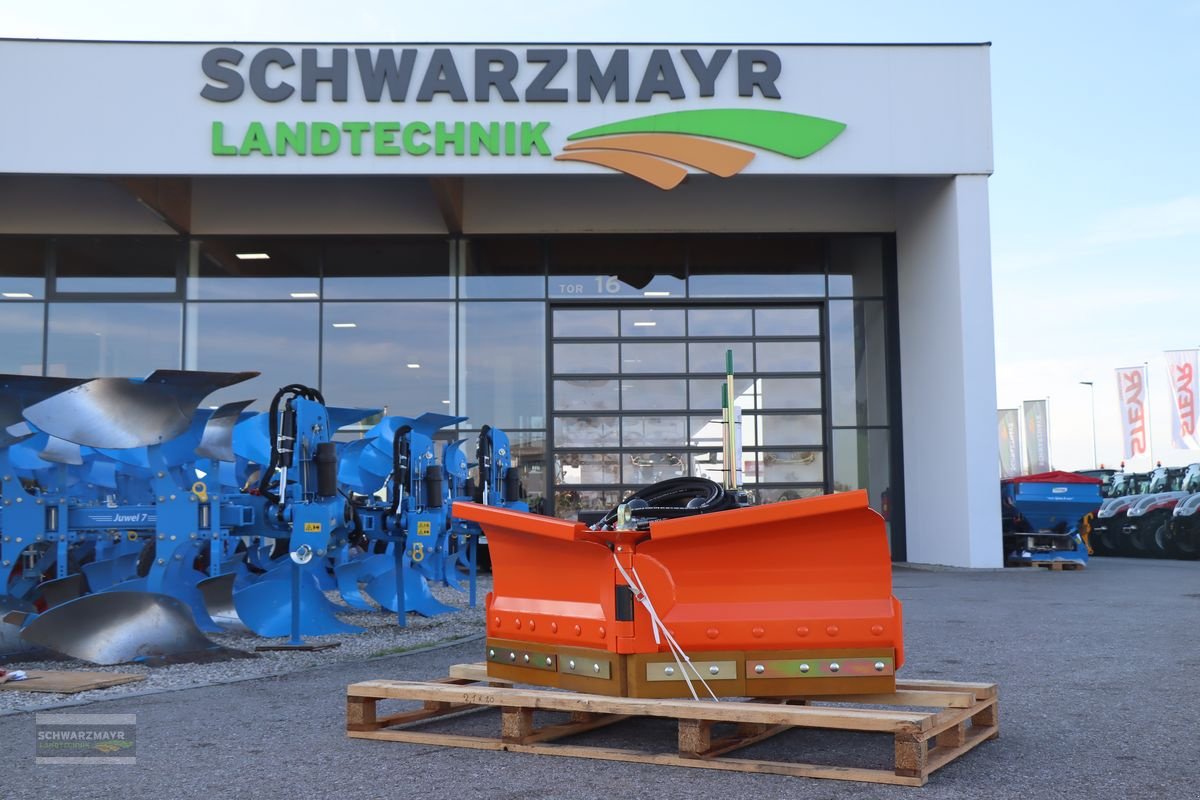 Schneeräumschild typu Sonstige Giant Schneeschild V 1800m, Neumaschine w Gampern (Zdjęcie 1)